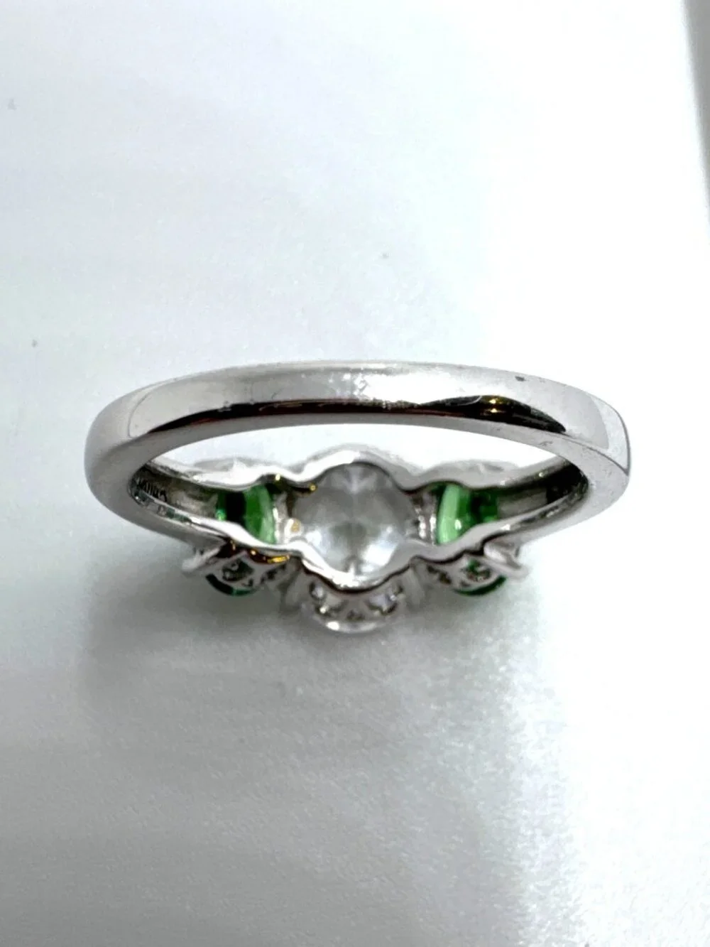 925 Sterling Silver CZ Three Stone Ring Clear Green Cubic Zirconia Sz 8 Cocktail